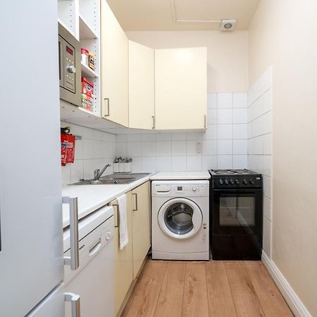 Cozy Maisonette Near Abbey Road London Bagian luar foto