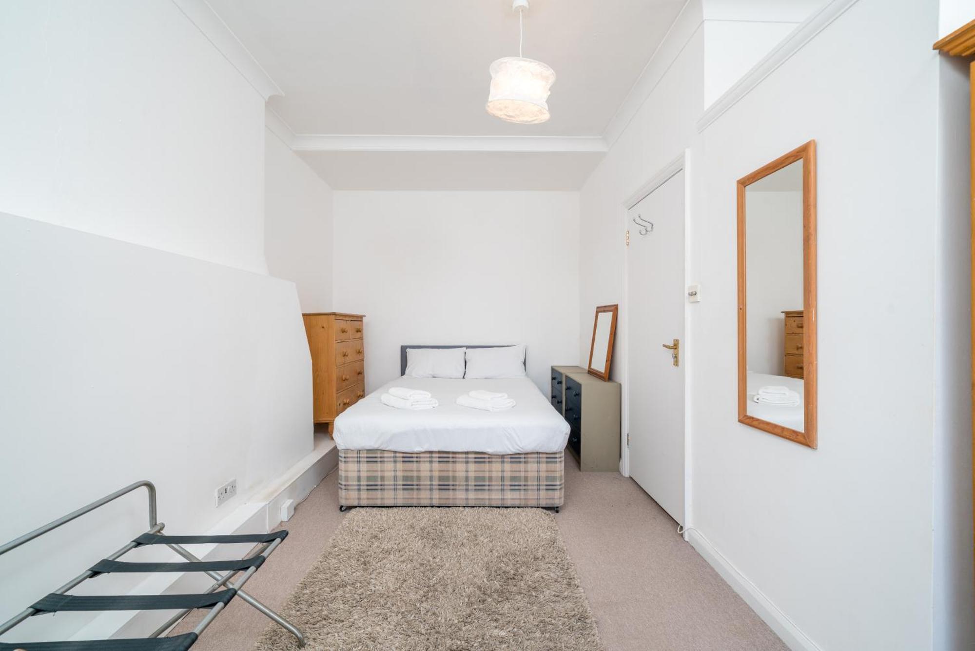 Cozy Maisonette Near Abbey Road London Bagian luar foto