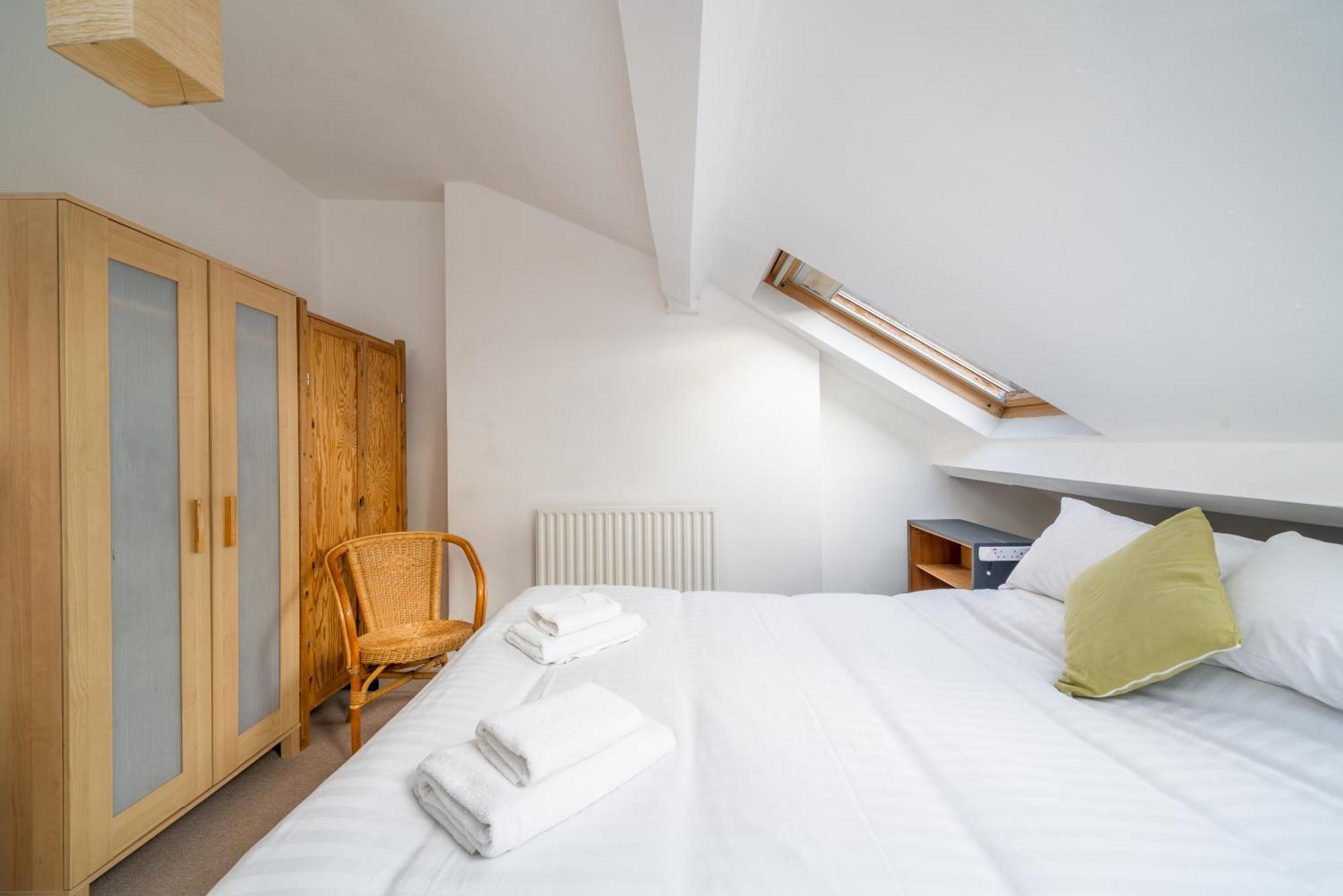 Cozy Maisonette Near Abbey Road London Bagian luar foto